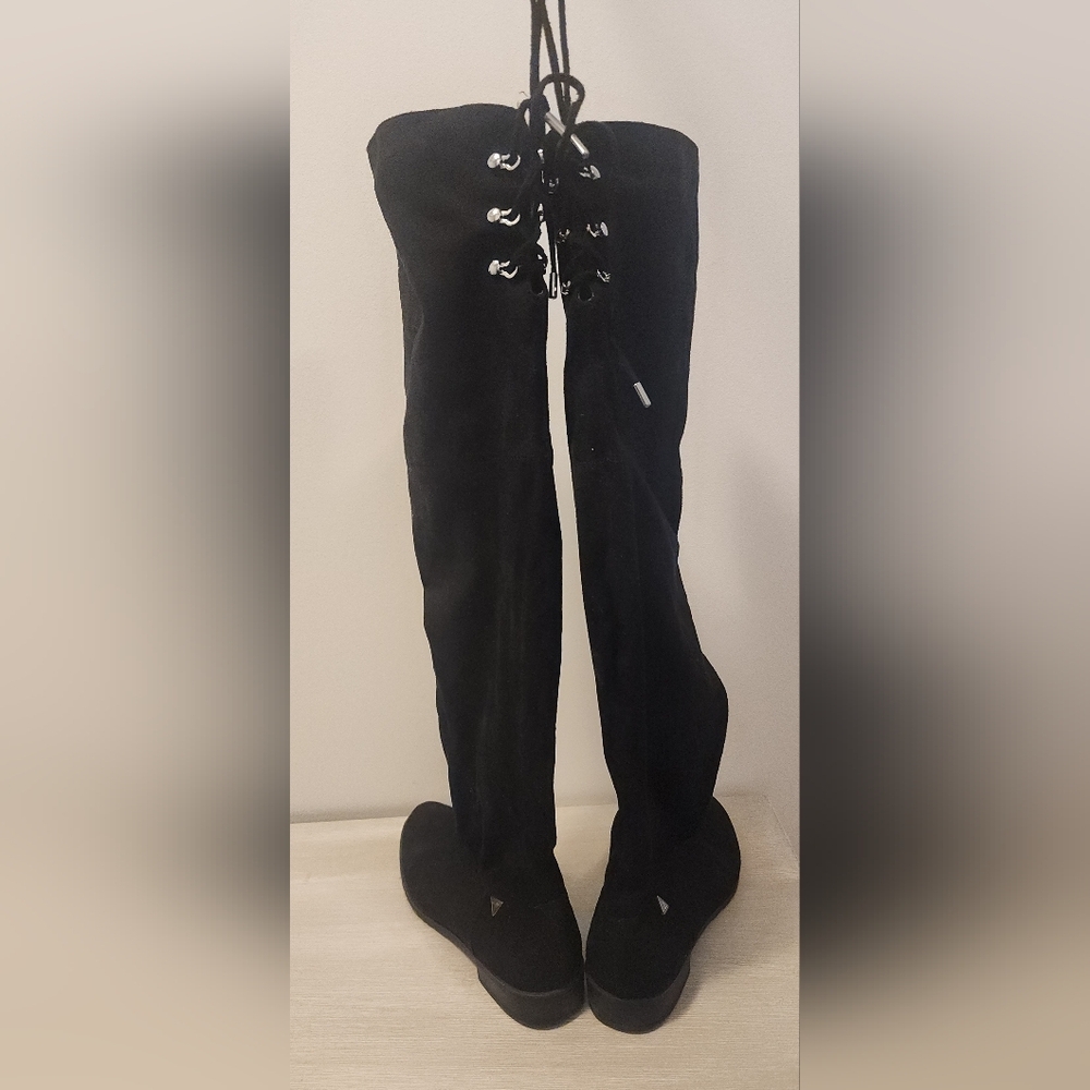 Guess Black Knee Boots / LIKE NEW size:9 - Picture 3 of 5